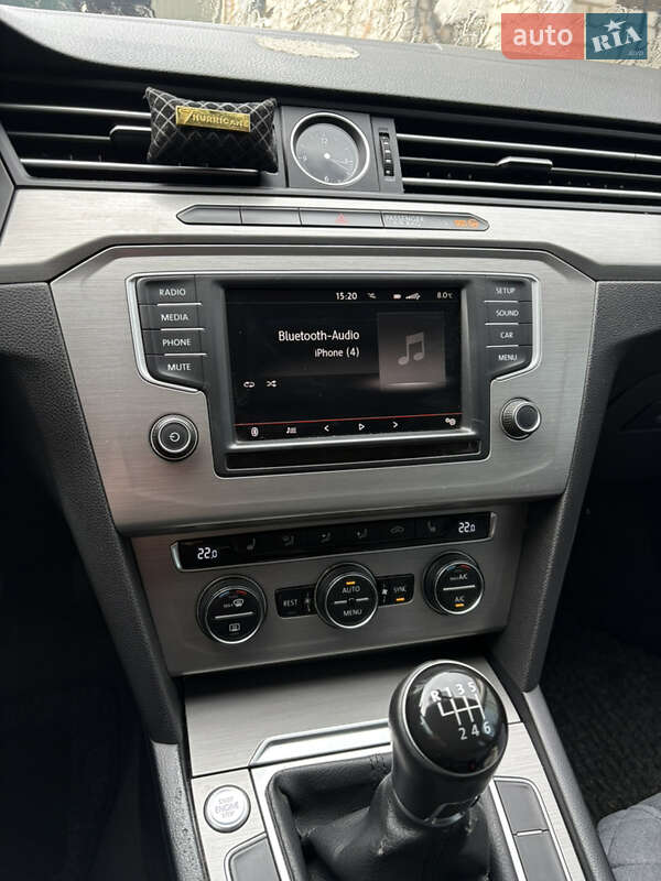 Универсал Volkswagen Passat 2015 в Теплике фото 18 Универсал Volkswagen Passat 2015 в Теплике