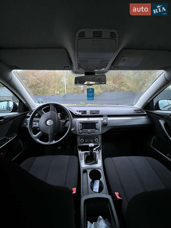 Універсал Volkswagen Passat 2010 в Вінниці