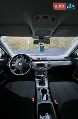 Универсал Volkswagen Passat 2010 в 