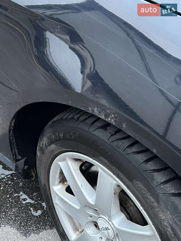 Універсал Volkswagen Passat 2010 в Вінниці