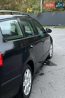 Универсал Volkswagen Passat 2010 в 