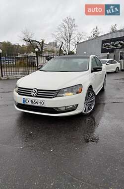 Седан Volkswagen Passat 2014 в Харькове