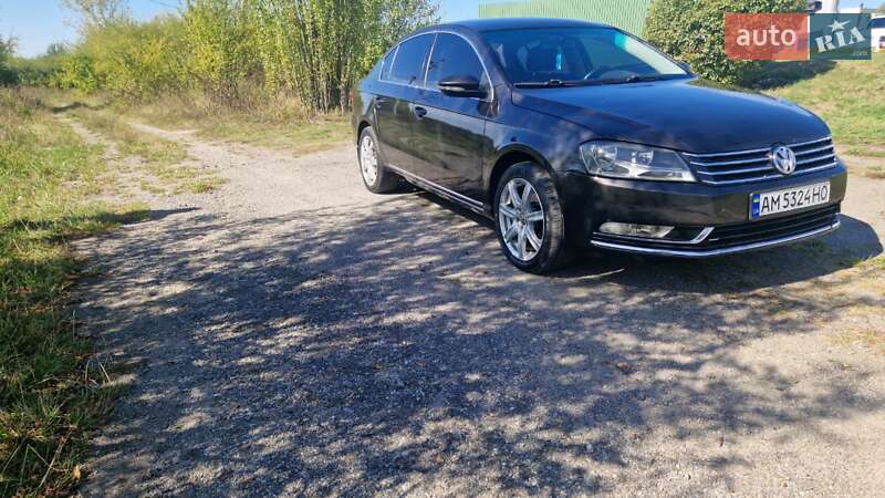 Седан Volkswagen Passat 2011 в Бердичеве
