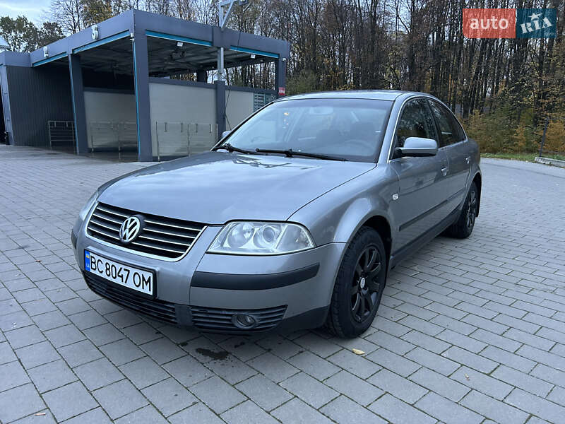 Седан Volkswagen Passat 2002 в Долині