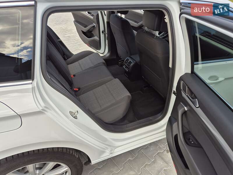 Универсал Volkswagen Passat 2020 в Бережанах