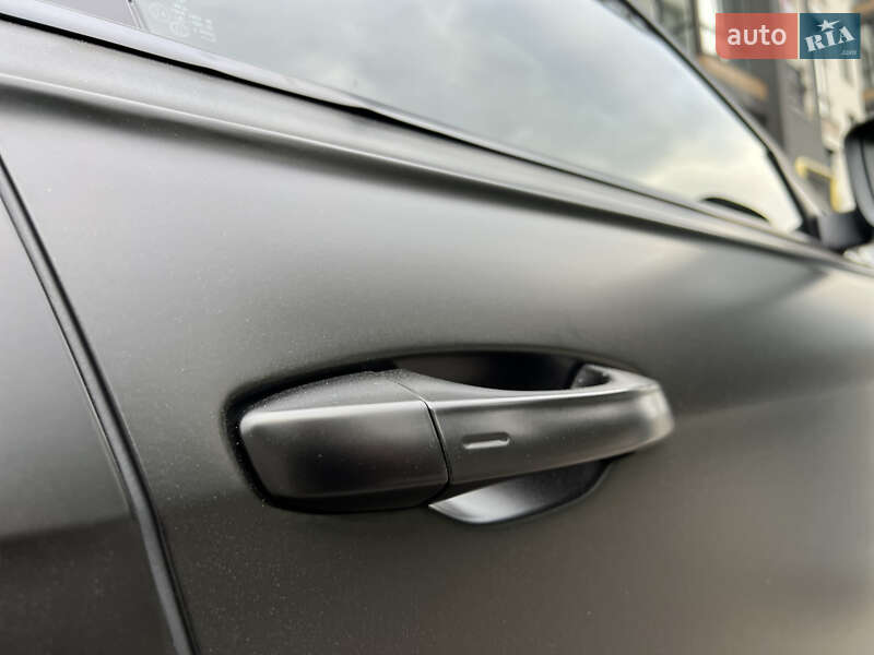 Седан Volkswagen Passat 2020 в Киеве