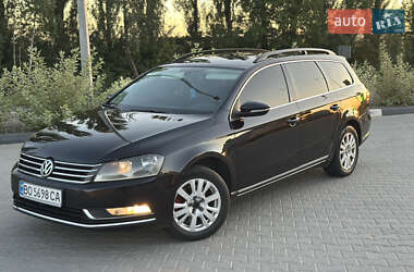 Универсал Volkswagen Passat 2011 в Хмельницком