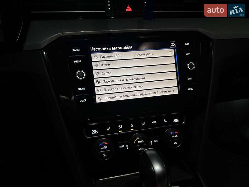 Універсал Volkswagen Passat 2020 в Прилуках