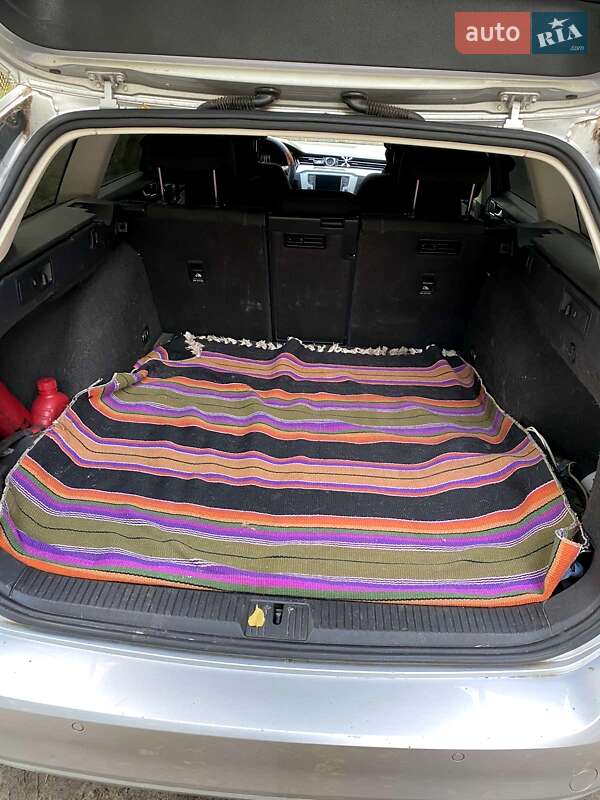 Универсал Volkswagen Passat 2015 в Киеве фото 5 Универсал Volkswagen Passat 2015 в Киеве