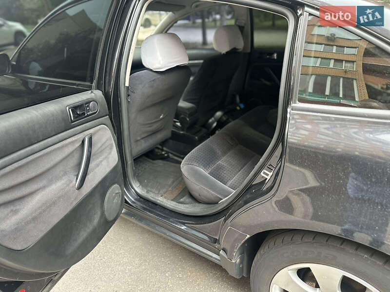 Седан Volkswagen Passat 1999 в Киеве фото 18 Седан Volkswagen Passat 1999 в Киеве