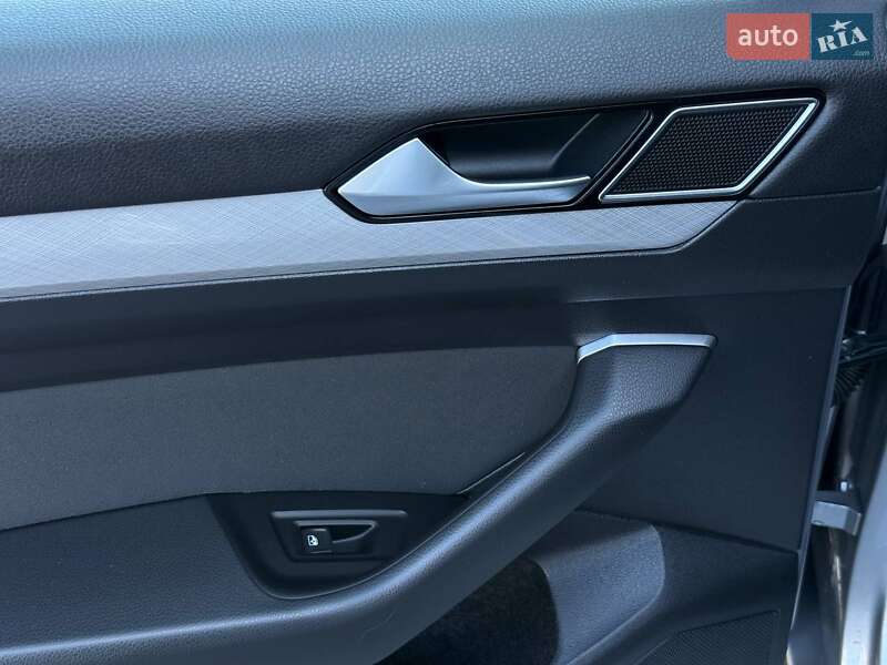 Универсал Volkswagen Passat 2021 в Ровно фото 38 Универсал Volkswagen Passat 2021 в Ровно