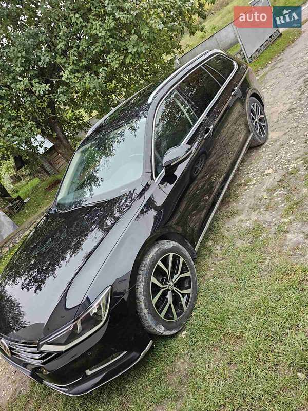 Універсал Volkswagen Passat 2015 в Тернополі