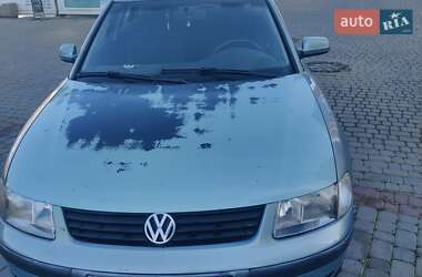 Универсал Volkswagen Passat 1997 в  фото 2 Универсал Volkswagen Passat 1997 в