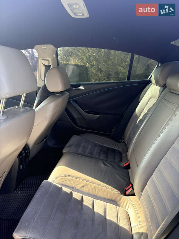 Седан Volkswagen Passat 2005 в Бродах фото 9 Седан Volkswagen Passat 2005 в Бродах