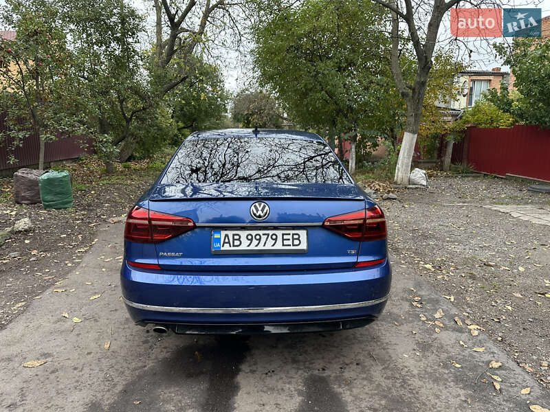 Седан Volkswagen Passat 2017 в Вінниці