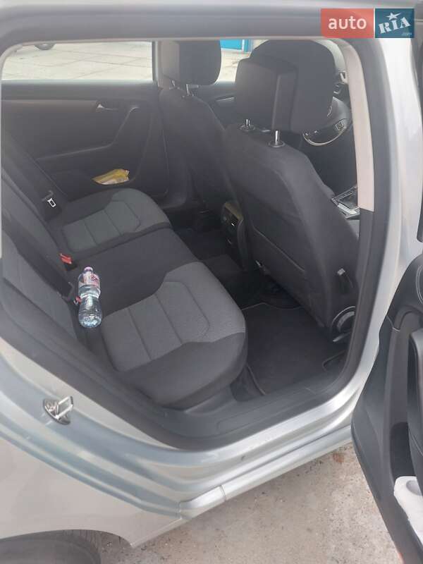 Универсал Volkswagen Passat 2011 в Вапнярке фото 12 Универсал Volkswagen Passat 2011 в Вапнярке