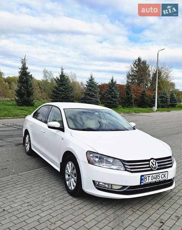 Седан Volkswagen Passat 2014 в 