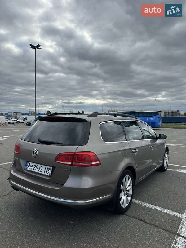 Универсал Volkswagen Passat 2011 в Киеве фото 5 Универсал Volkswagen Passat 2011 в Киеве