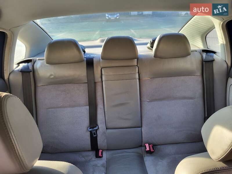 Седан Volkswagen Passat 2003 в Тернополе