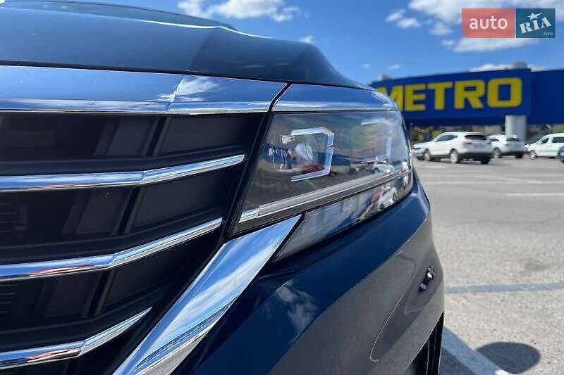 Седан Volkswagen Passat 2021 в Львове