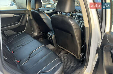 Универсал Volkswagen Passat 2014 в 