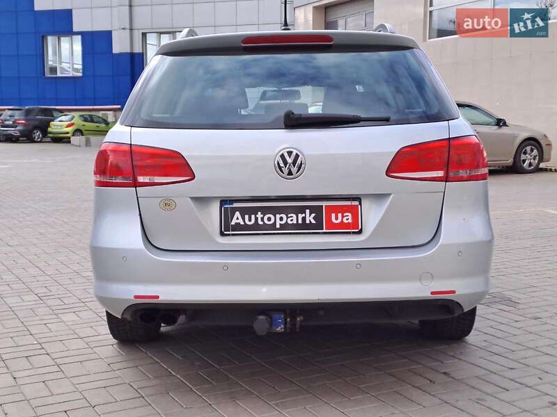 Универсал Volkswagen Passat 2013 в Одессе