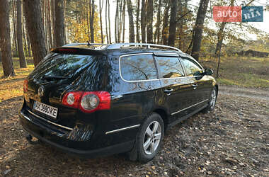 Универсал Volkswagen Passat 2005 в  фото 12 Универсал Volkswagen Passat 2005 в