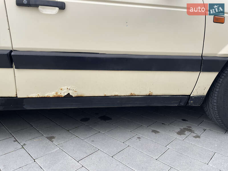 Седан Volkswagen Passat 1991 в Ужгороде фото 9 Седан Volkswagen Passat 1991 в Ужгороде