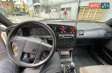 Седан Volkswagen Passat 1991 в Ужгороде