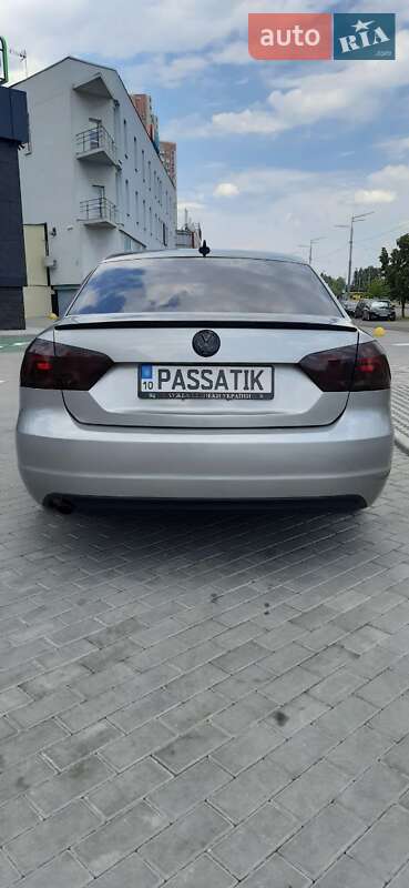 Седан Volkswagen Passat 2013 в Сквирі