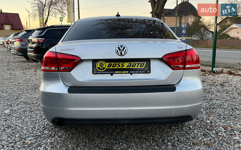 Універсал Volkswagen Passat 2012 в Коломиї