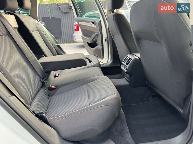 Універсал Volkswagen Passat 2015 в Мукачевому фото 33 Універсал Volkswagen Passat 2015 в Мукачевому