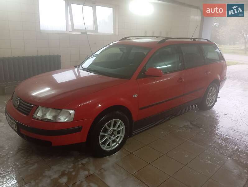 Универсал Volkswagen Passat 2000 в Львове