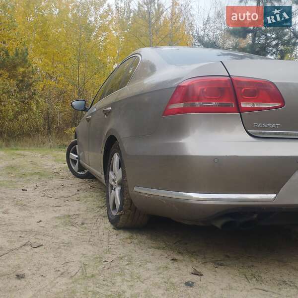Седан Volkswagen Passat 2011 в Киеве фото 8 Седан Volkswagen Passat 2011 в Киеве