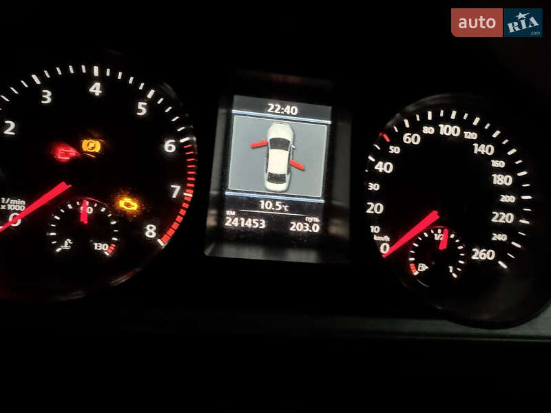 Седан Volkswagen Passat 2006 в Нересниці