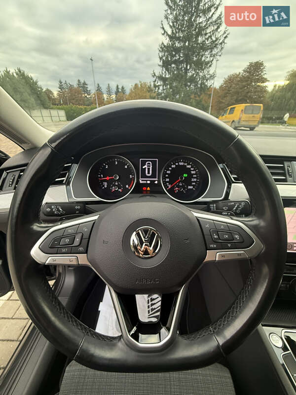 Універсал Volkswagen Passat 2020 в Луцьку