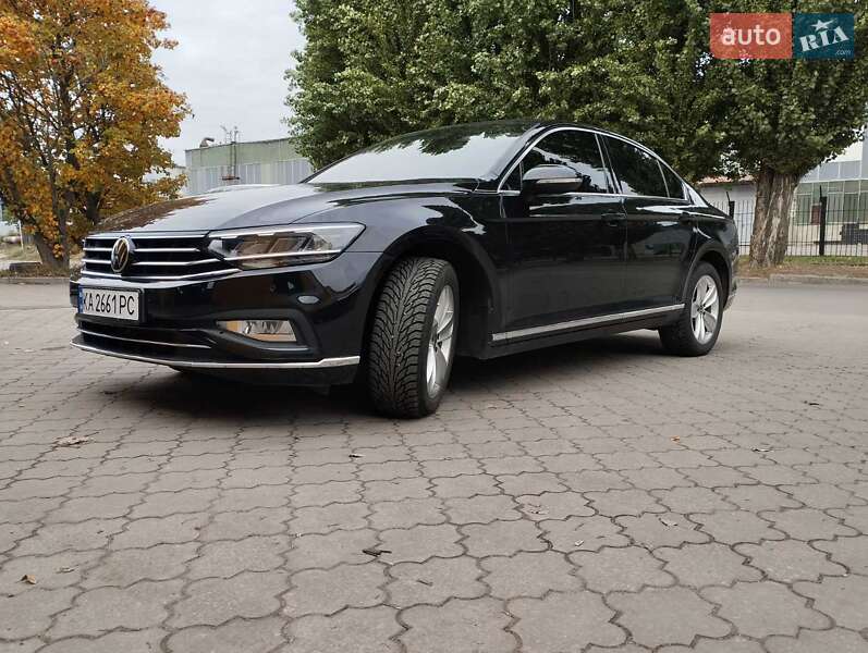 Седан Volkswagen Passat 2021 в Черкассах