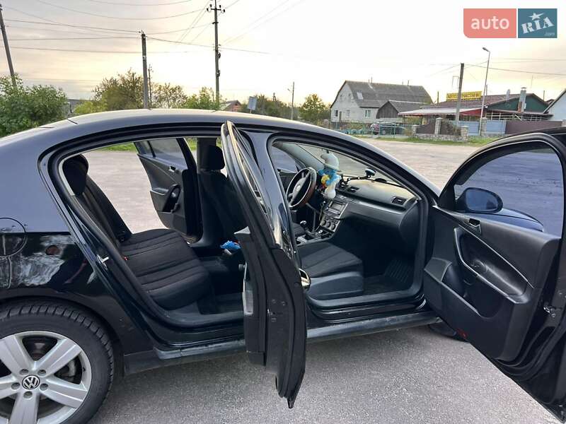 Седан Volkswagen Passat 2008 в Олевську фото 13 Седан Volkswagen Passat 2008 в Олевську