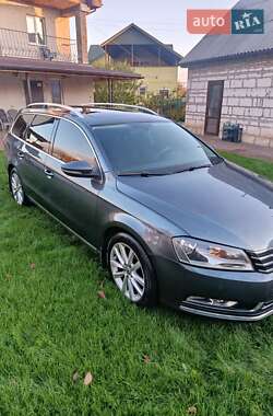 Универсал Volkswagen Passat 2011 в 