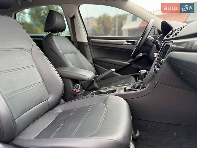 Седан Volkswagen Passat 2016 в Кривом Роге фото 33 Седан Volkswagen Passat 2016 в Кривом Роге