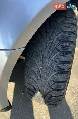 Седан Volkswagen Passat 2002 в  фото 12 Седан Volkswagen Passat 2002 в