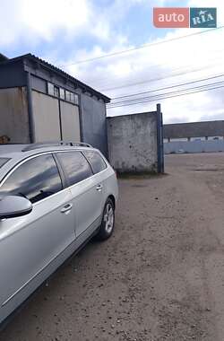 Универсал Volkswagen Passat 2010 в 