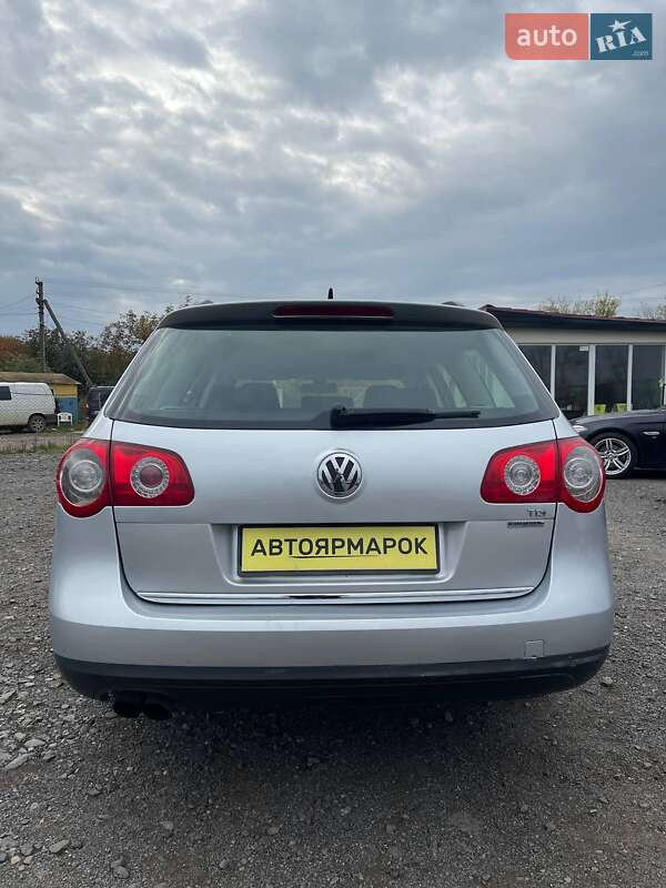 Універсал Volkswagen Passat 2009 в Ужгороді