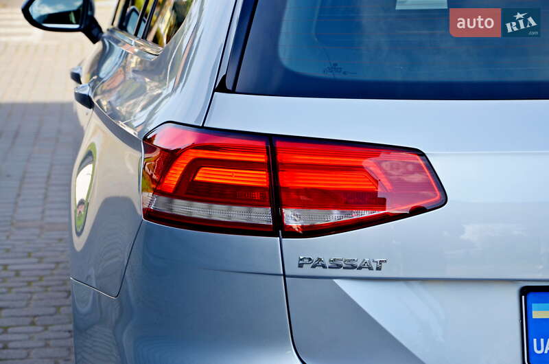 Универсал Volkswagen Passat 2018 в Ивано-Франковске фото 12 Универсал Volkswagen Passat 2018 в Ивано-Франковске