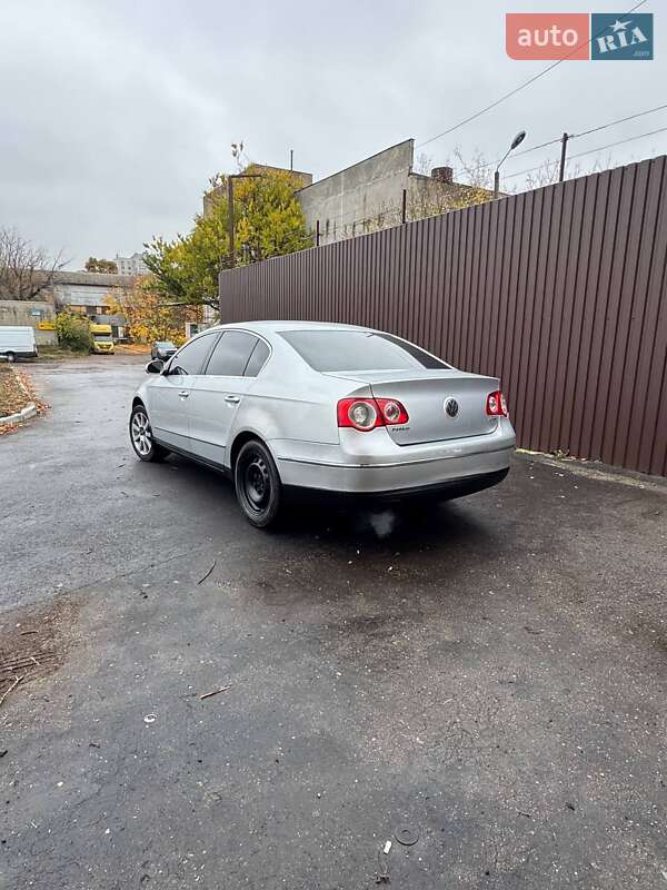 Седан Volkswagen Passat 2007 в Киеве фото 4 Седан Volkswagen Passat 2007 в Киеве