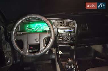 Универсал Volkswagen Passat 1990 в 