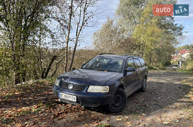 Універсал Volkswagen Passat 1998 в Львові