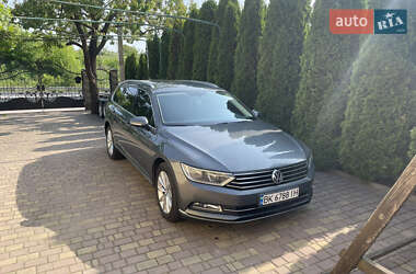 Універсал Volkswagen Passat 2016 в Рівному