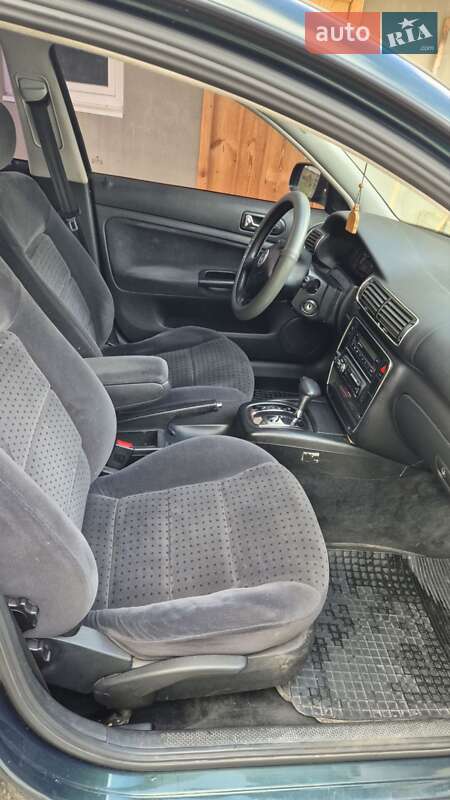 Універсал Volkswagen Passat 1998 в Обухові