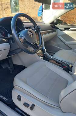 Седан Volkswagen Passat 2016 в 